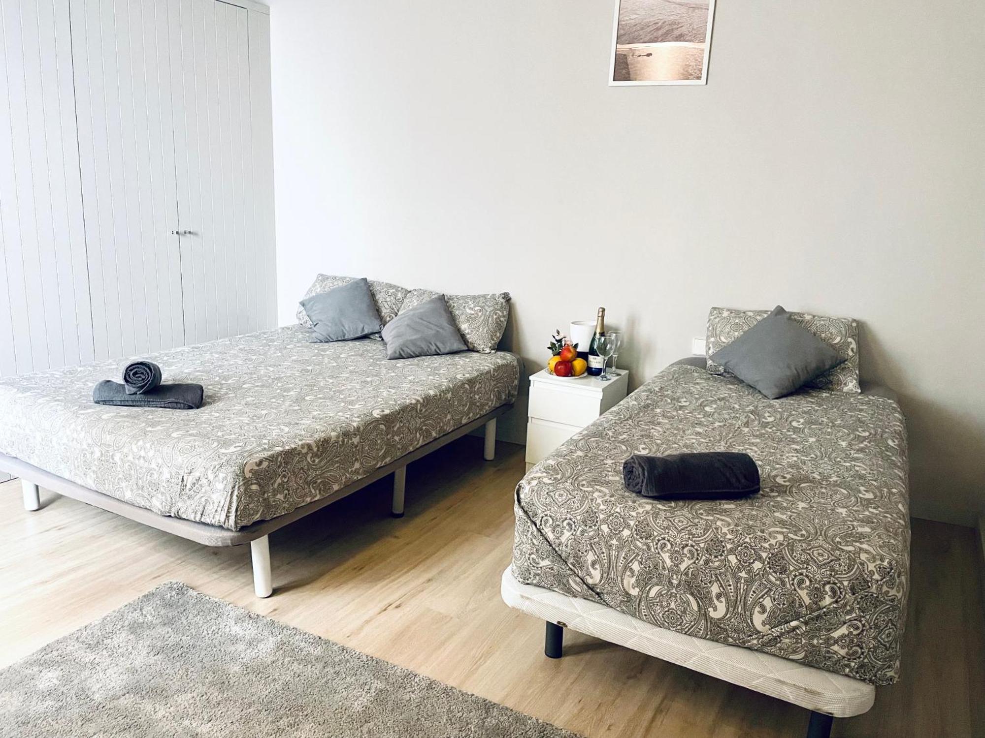Triple With Private Bathroom In Gothic Affittacamere 2*